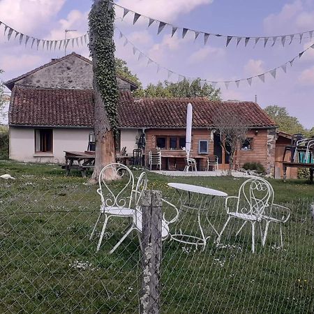 Chez Gondat Chambre d'hotes Saint-Martial-sur-Isop Buitenkant foto