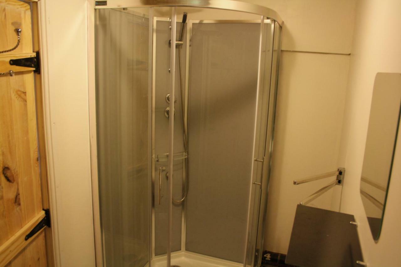 Chez Gondat Chambre d'hotes Saint-Martial-sur-Isop Buitenkant foto